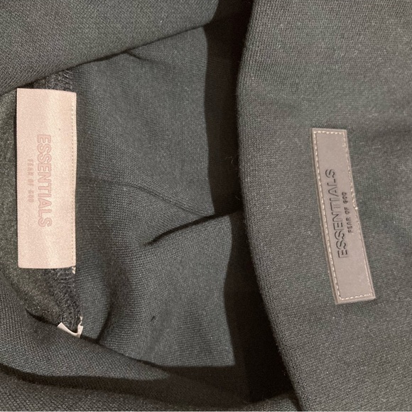 Fear of God Essentials black Hoodie 100% authentic - Picture 7 of 10